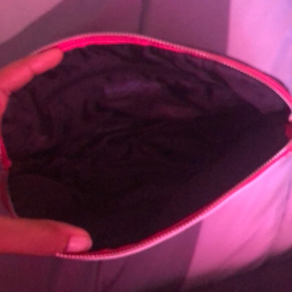 RobinRuth cosmetic bag - Picture 2 of 5